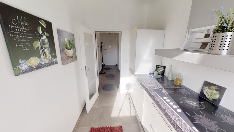 Baden Weilburgstraße: top sanierte helle Garconniere