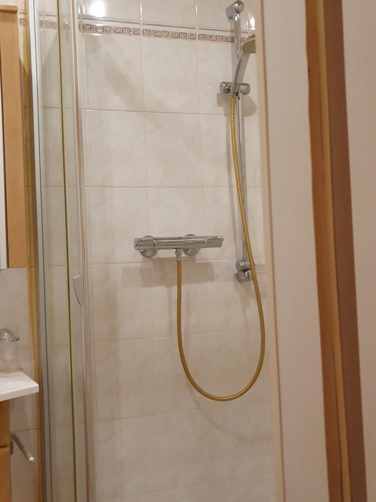 U1-Reumannplatz: Garconniere mit bester Infrastruktur zum sanieren