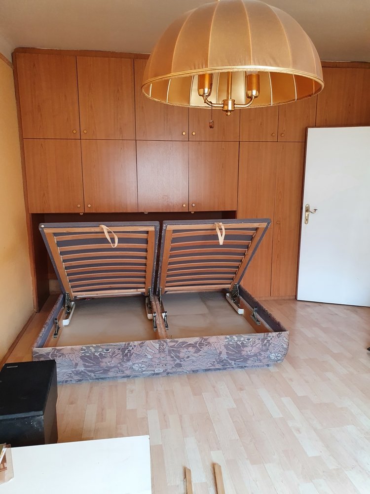 U1-Reumannplatz: Garconniere mit bester Infrastruktur zum sanieren