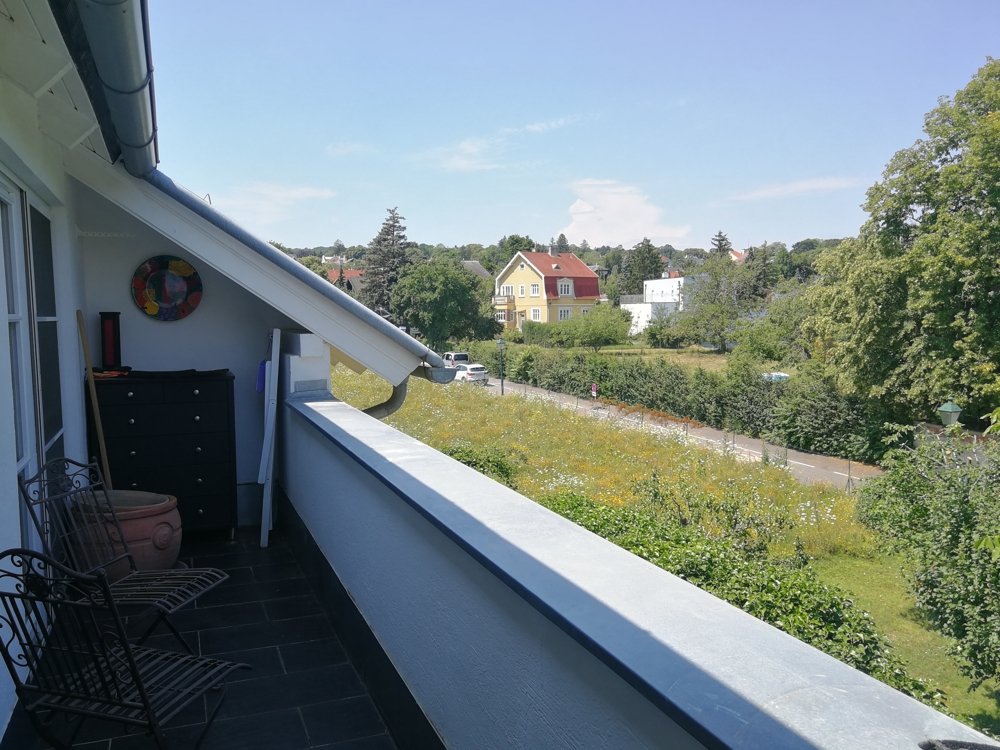 Maria Enzersdorf/Grenze Brunn: 2ZI DG+ 14m2 Terrasse+2 Stellplätze+Grünblick+tolle Infrastruktur