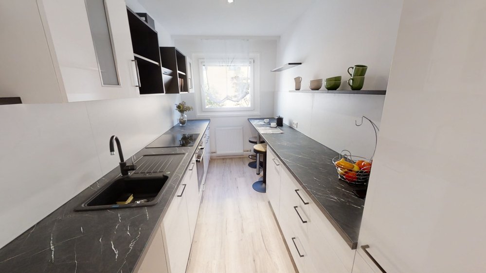 Nähe U1 Reumannpl: WG-taugliche 4 ZI+neu renoviert+Garage optional