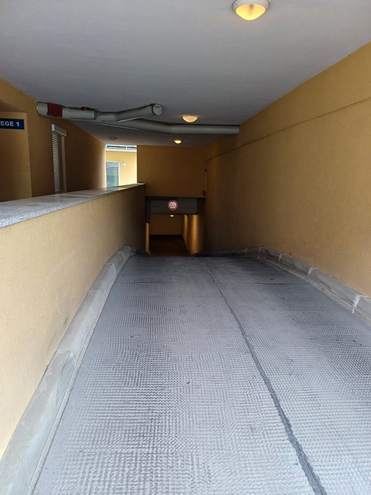 Kottingbrunn Nähe Bahnhof: Geförderte 2 ZI+ Terrasse im EG - tolle Infrastruktur+Garage