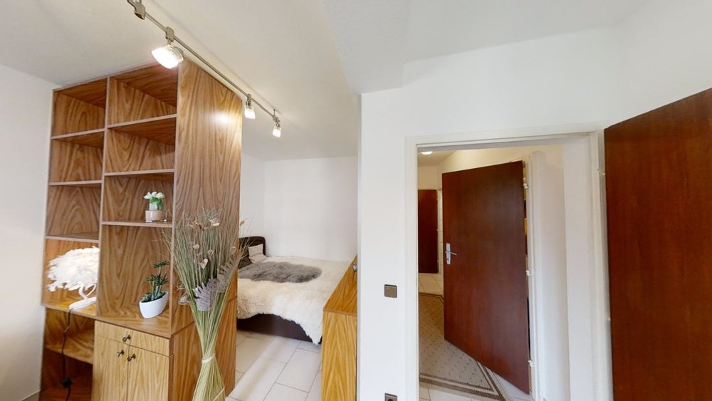 Dornbach: Garconniere+Ruhelage+ Grünblick+ Schwimmbad/Sauna-Nutzung+Möblierung