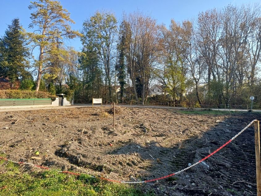 In 25 Minuten in Wien: Sonniges Eck-Grundstück in Ruhelage