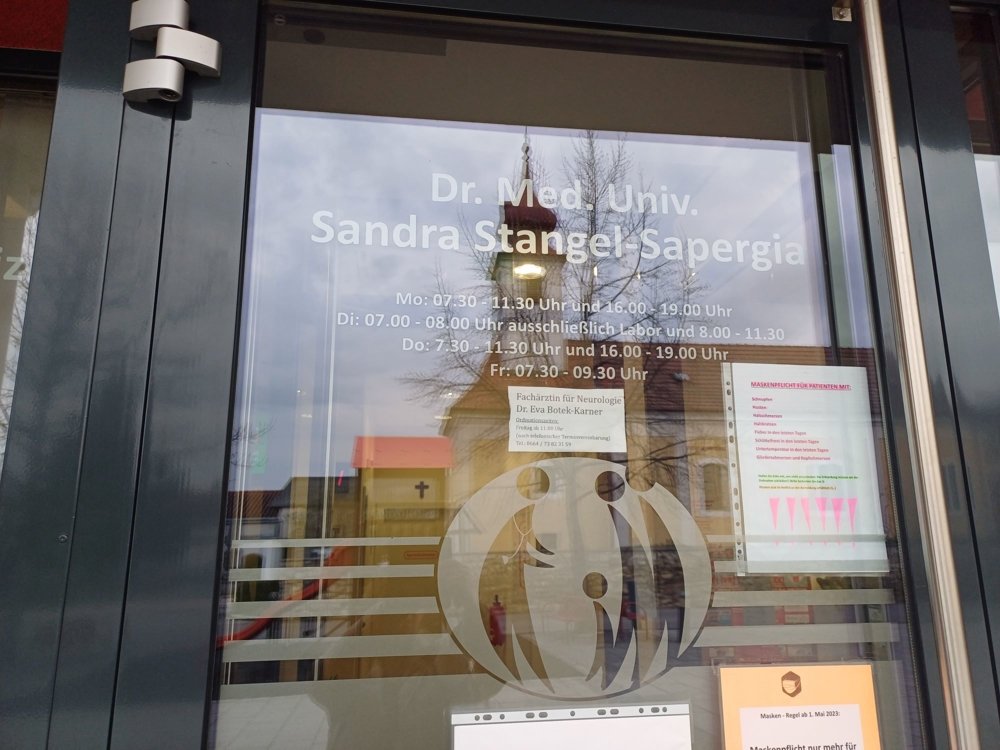 In 25 Minuten in Wien: Sonniges Eck-Grundstück in Ruhelage