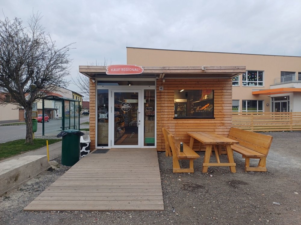 In 25 Minuten in Wien: Sonniges Eck-Grundstück in Ruhelage