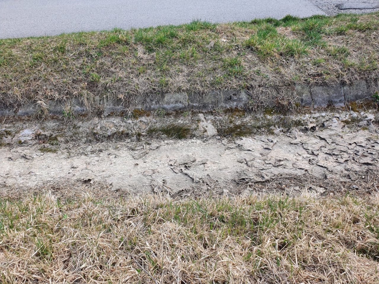 Tirolerbach ohne Wasser Tirolerbach ohne Wasser