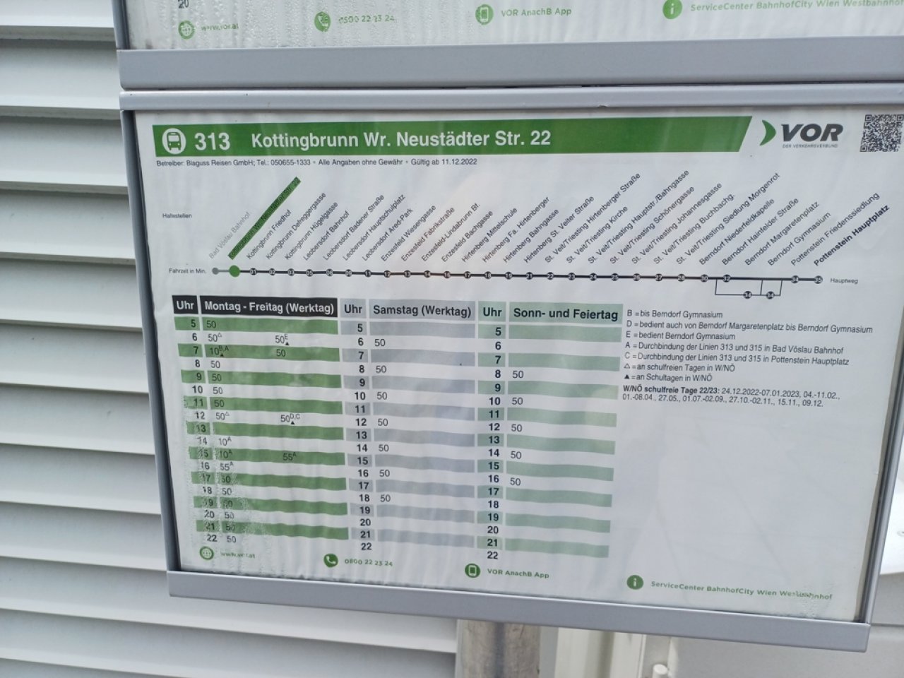 Busfahrplan vis a vis Busfahrplan vis a vis