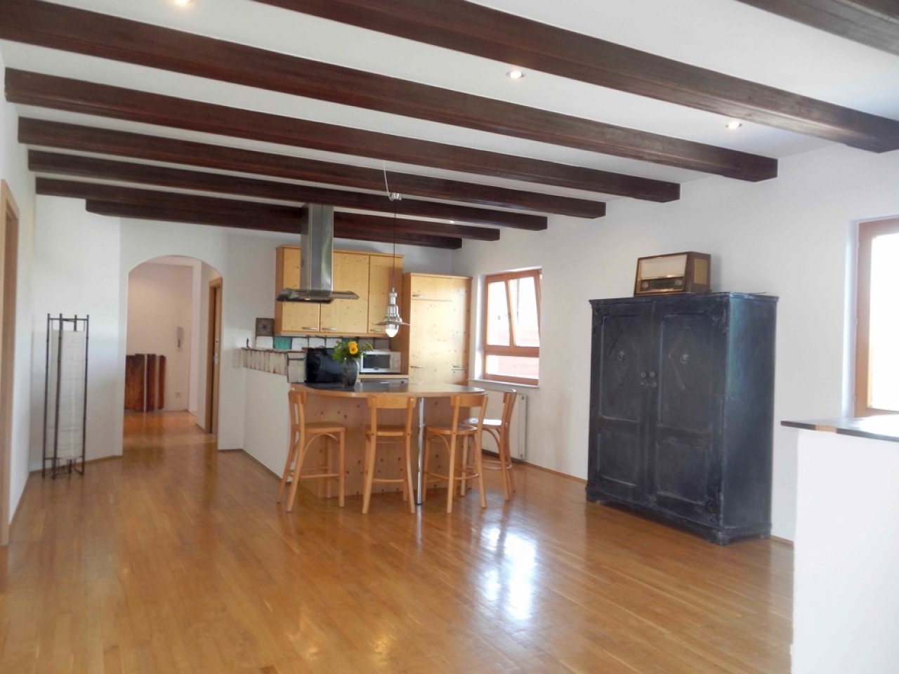 Küche_Blick Vorraum Küche_Blick Vorraum