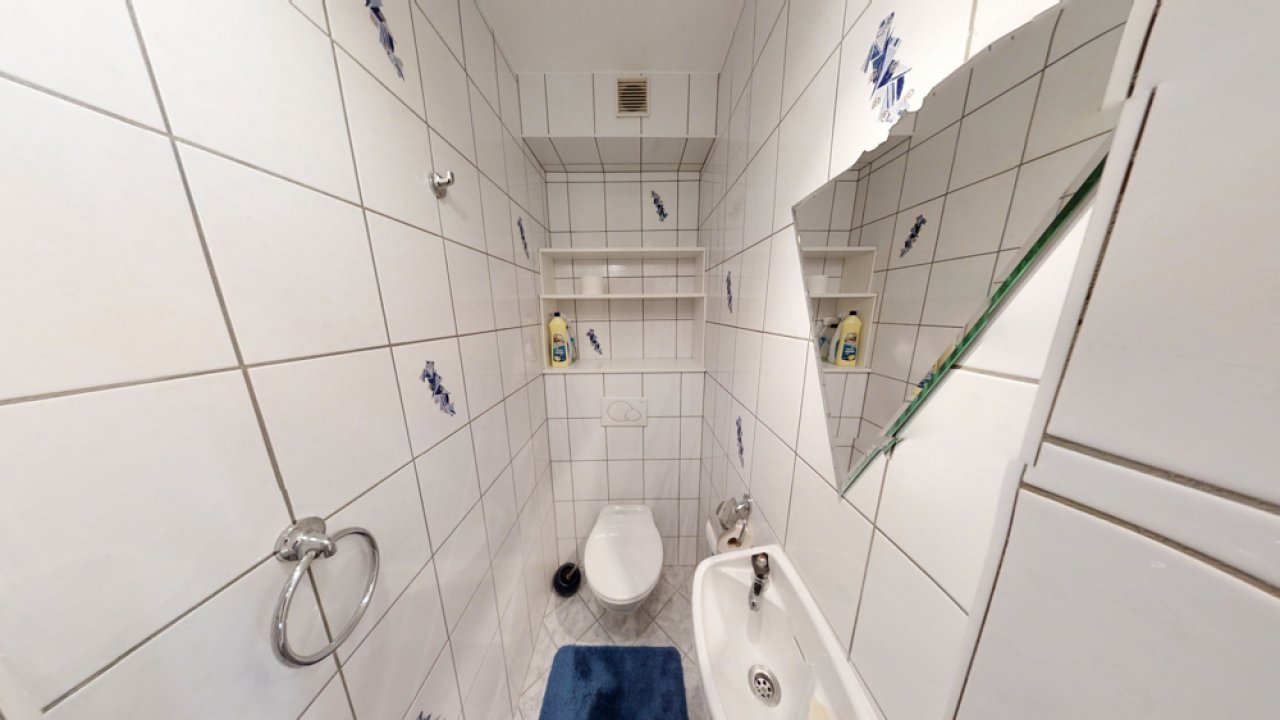 gesplegte Toilette gesplegte Toilette