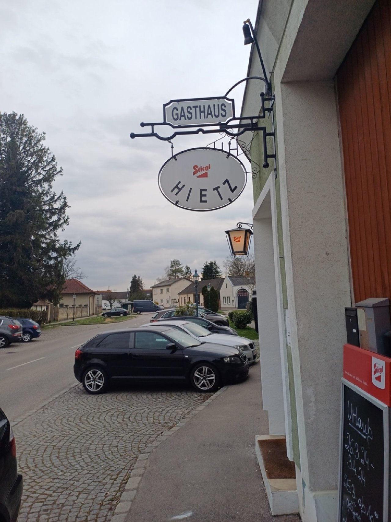 Gasthäuser im Ort Gasthäuser im Ort